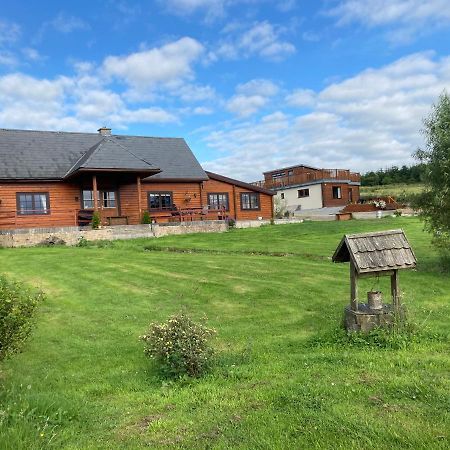 Log House Hideaway Villa Johnswell Buitenkant foto